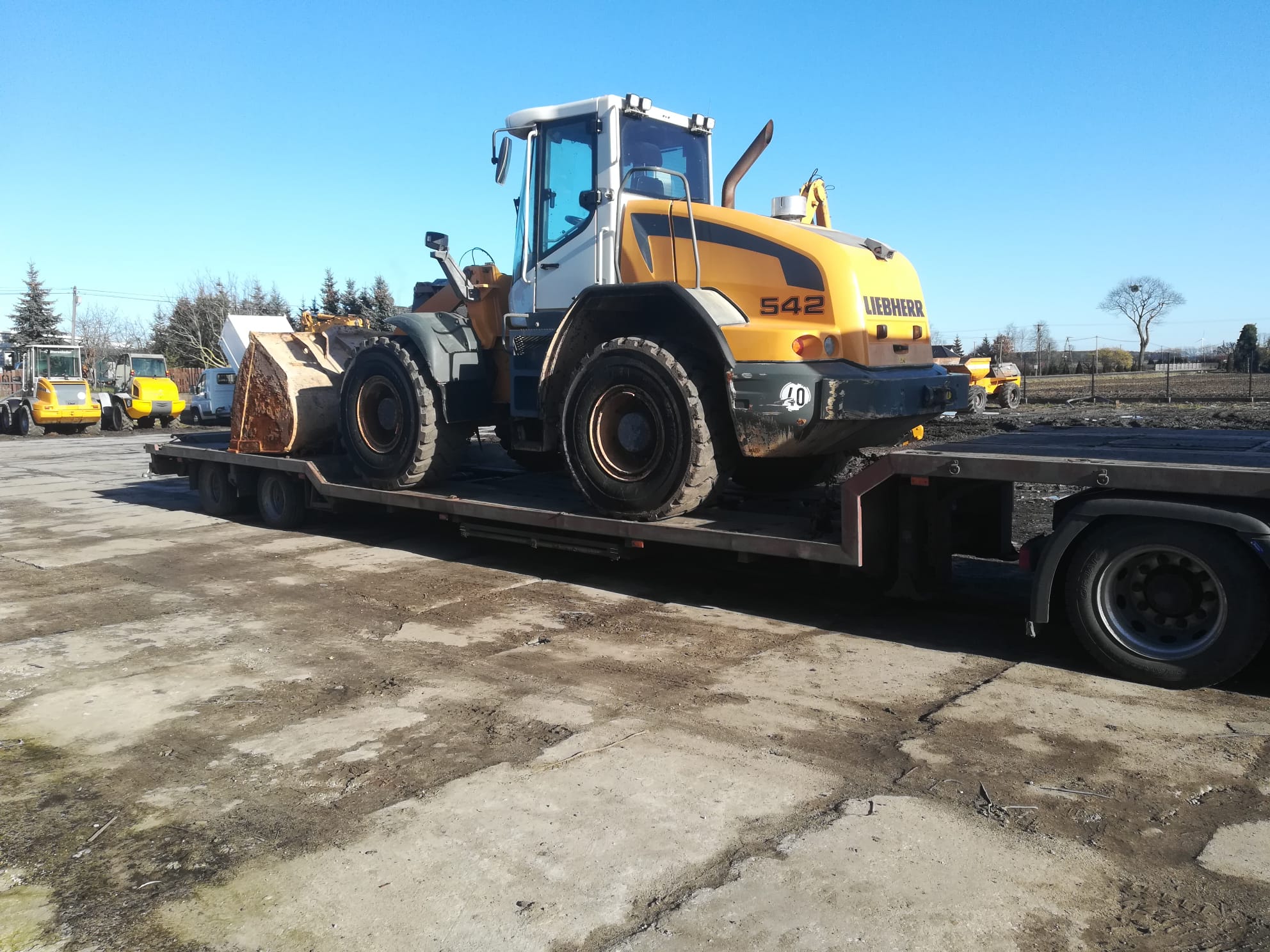 transport ładowarki